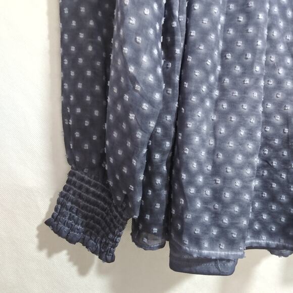 Indigo Thread Co. Woven Long Sleeve Smocked Yoke Swiss Dot Top W/ Tank Size XL - Picture 4 of 8